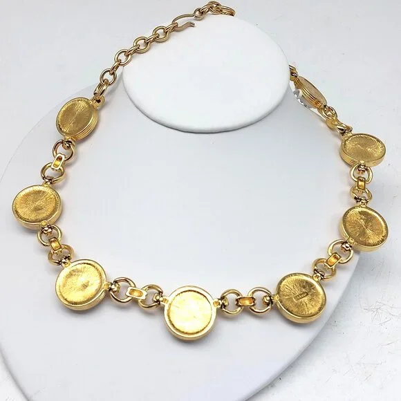 NWT Chunky Monet Statement Necklace, Fluted White Thermoset Lucite on Gold Tone,